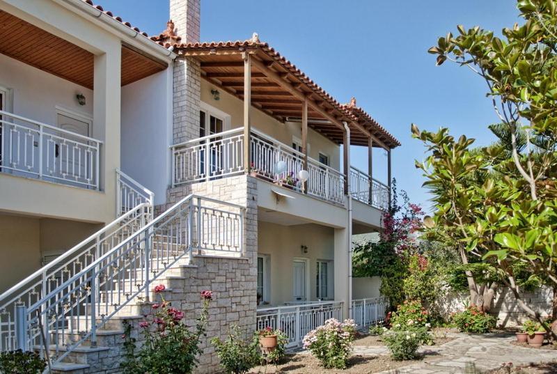 Samos Apartments Kampos Marathokampou Kültér fotó