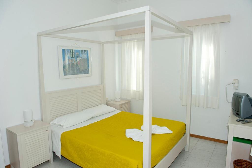 Samos Apartments Kampos Marathokampou Szoba fotó